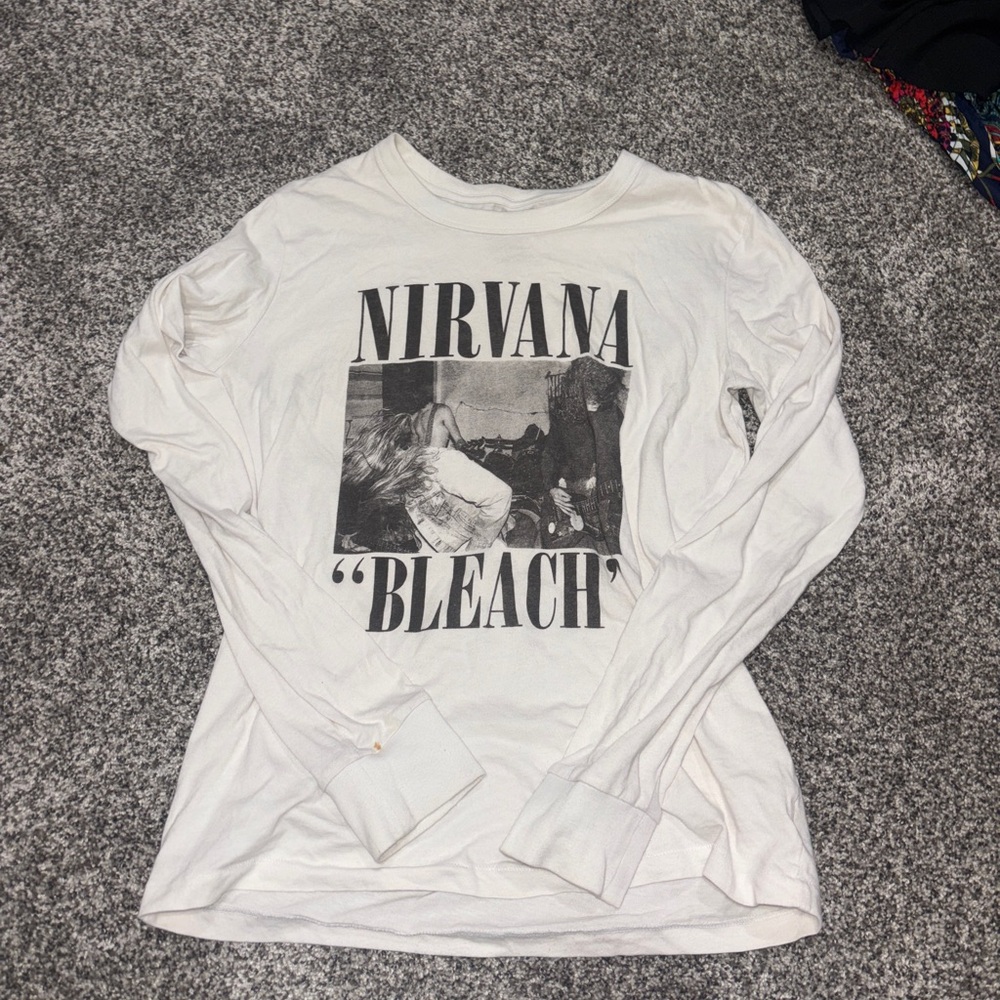 NIRVANA White Long-Sleeve 'Bleach' Graphic Tee
